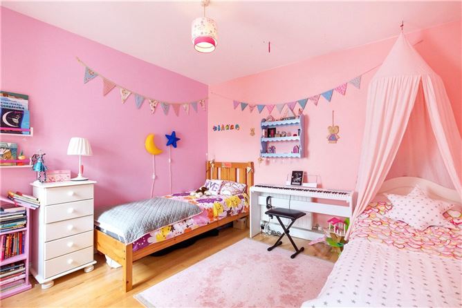 74a St Peters Terrace, Howth, Co. Dublin