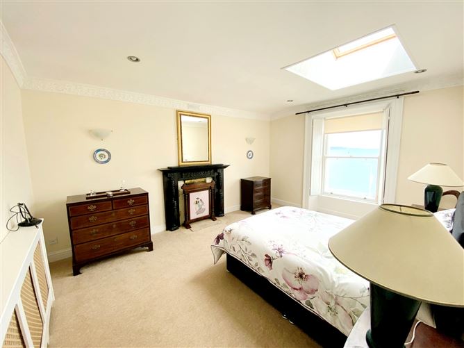 9 Marine Terrace, Dun Laoghaire, Co. Dublin