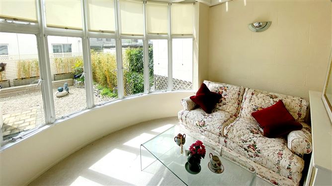 9 Marine Terrace, Dun Laoghaire, Co. Dublin