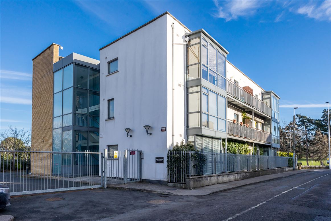8 Churchview, Stillorgan, Dublin County, Dublin
