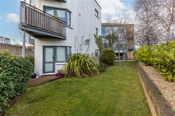 8 Churchview, Stillorgan, Dublin County, Dublin