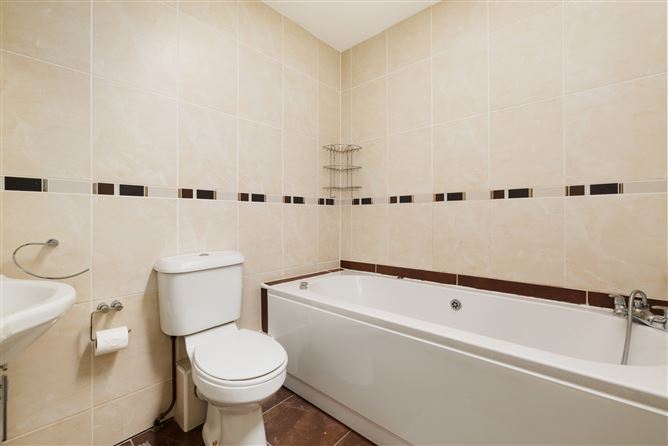 79 The Oaks, Keatingstown, County Wicklow
