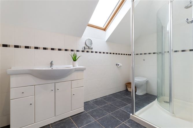 2 Myra Manor, Malahide, Co. Dublin