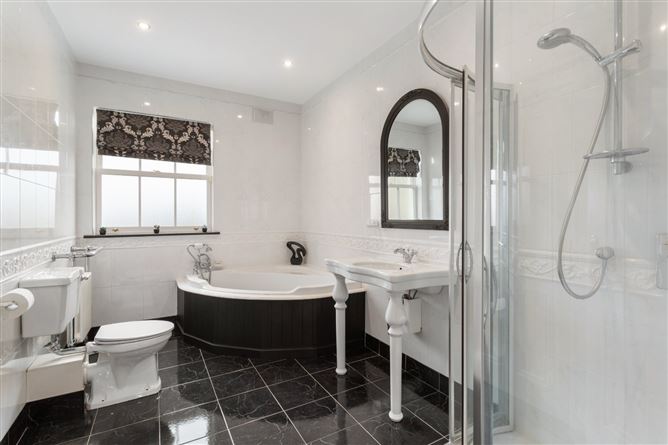 2 Myra Manor, Malahide, Co. Dublin