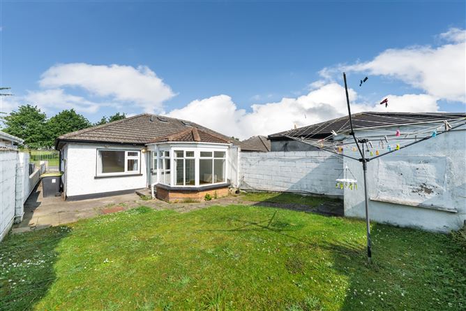 32 Oakcourt Park, Palmerstown, Dublin 20
