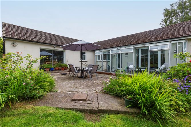 2 Peacockstown, Ratoath Road, Ratoath, Meath