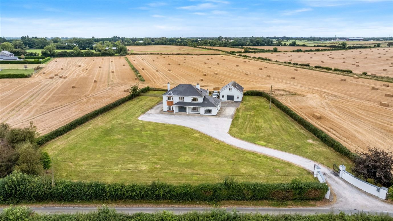 Fairyhouse Lodge, Mullinam Lane, Mullinam, Dublin 15