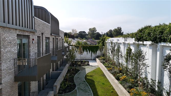 One Bedrooms @ Rockpoint, Newtown Avenue, Blackrock, County Dublin