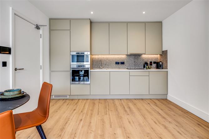One Bedrooms @ Rockpoint, Newtown Avenue, Blackrock, County Dublin