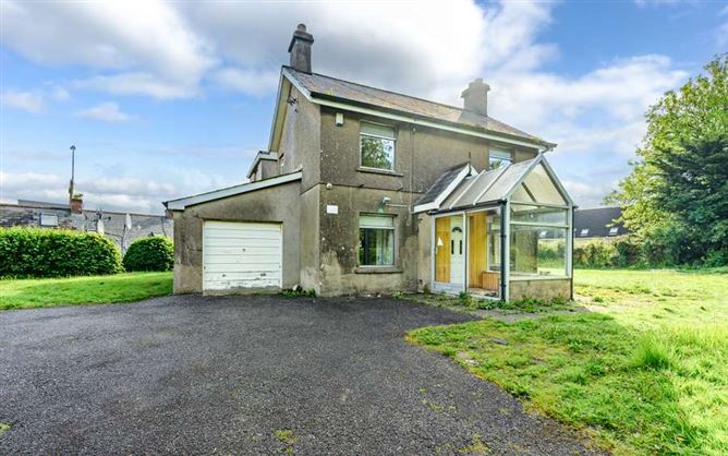 East Grove, Carrigaline Road, Douglas, Co. Cork, T12 FT52