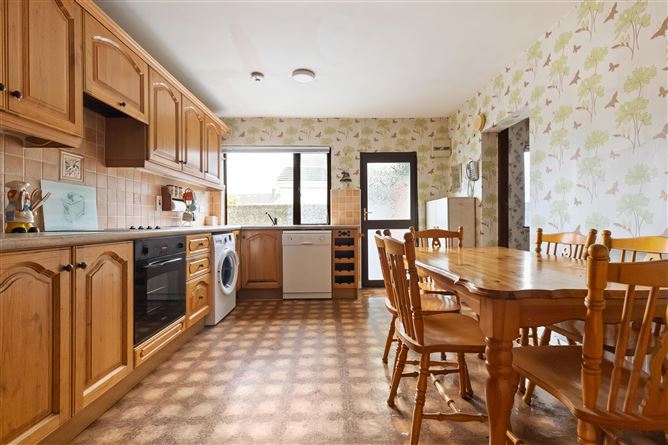 13 Lisle Road, Walkinstown, Dublin 12