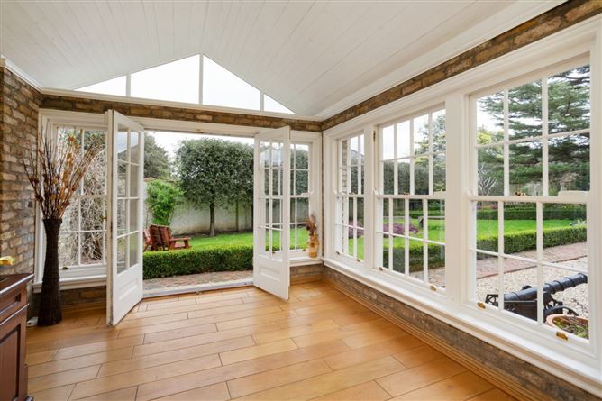 Churchtown House, Weston Park, Churchtown, Dublin 14