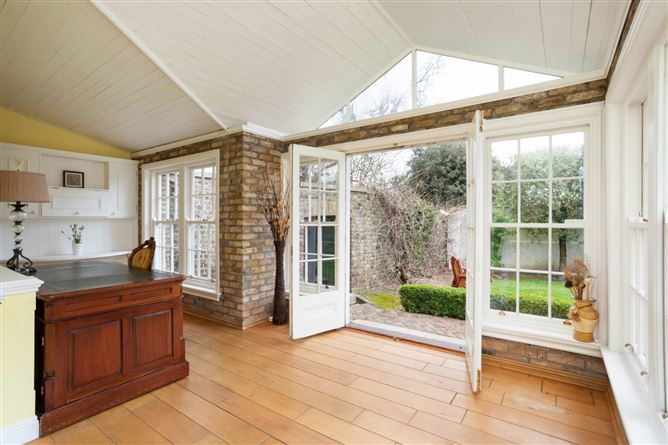 Churchtown House, Weston Park, Churchtown, Dublin 14