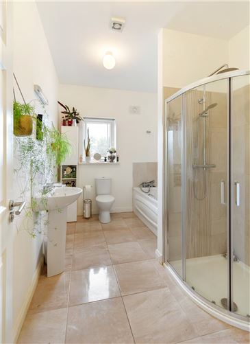 2 Ballyowen, Wellingtonbridge, Co. Wexford