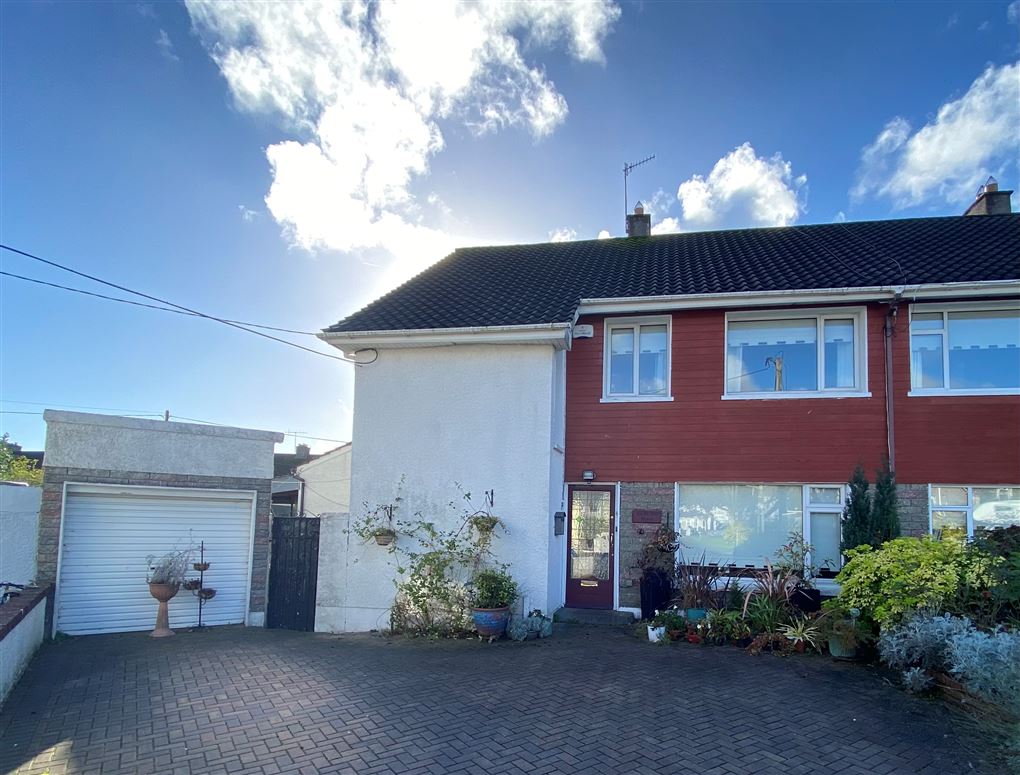 13 Baltimore Lawn, Douglas Road, Douglas, Cork City Frank V Murphy