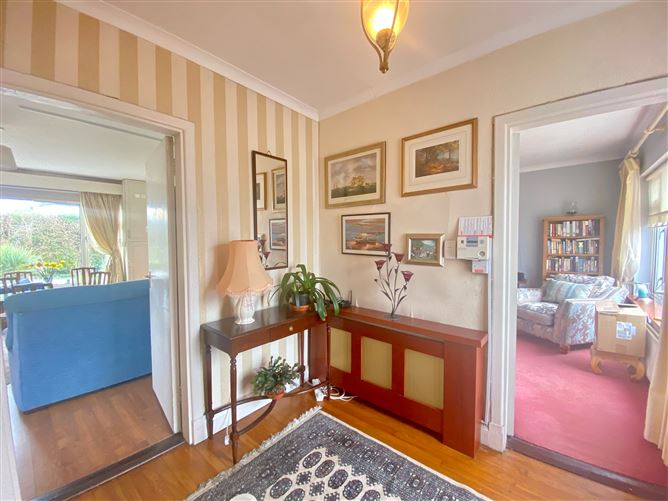 13 Baltimore Lawn, Douglas Road, Douglas, Cork City Frank V Murphy