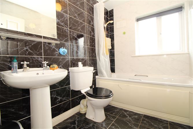 1 Woodville Way, Athlone East, Westmeath
