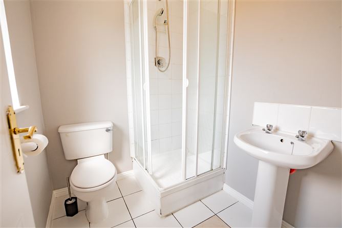 75 The Park, Lakepoint Park, Mullingar, Co. Westmeath