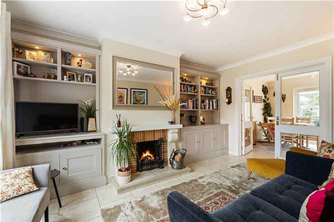 https://photos-a.propertyimages.ie/media/0/7/3/4959370/3204c208-2bdf-4d24-8e3a-9d59c71f4f9b_l.jpg