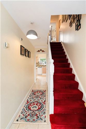 https://photos-a.propertyimages.ie/media/0/7/3/4959370/3204c208-2bdf-4d24-8e3a-9d59c71f4f9b_l.jpg
