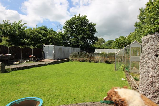 Aughoyne Cross, Carlow Town, Carlow