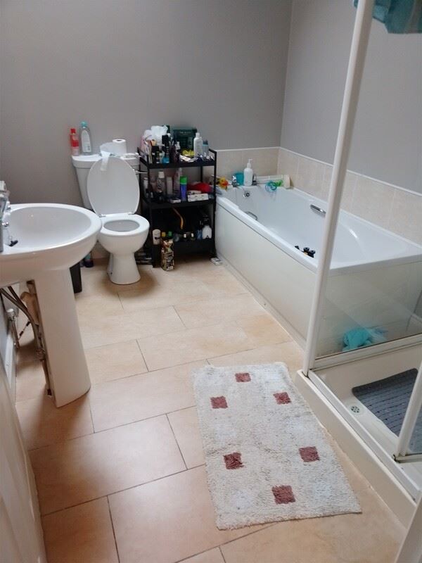 3 bedrooms. 2 bathroom. Parking, Mallow, Co. Cork