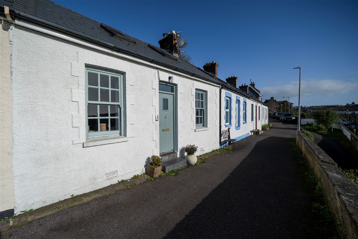 4 Ferryview Cottages, Worlds End, Kinsale, Cork