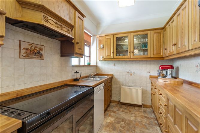 Photo 12 of 27 — 69 Beech Park Road, Dublin 18