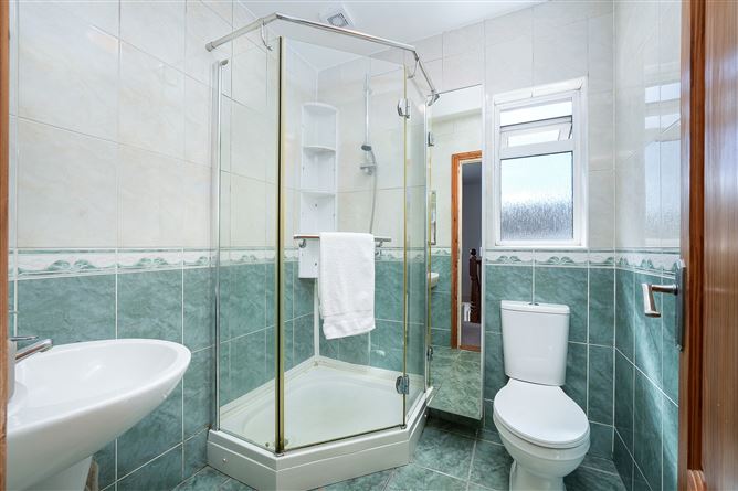 Photo 32 of 47 — 5 Woodvale Grove, Clonsilla, Dublin 15
