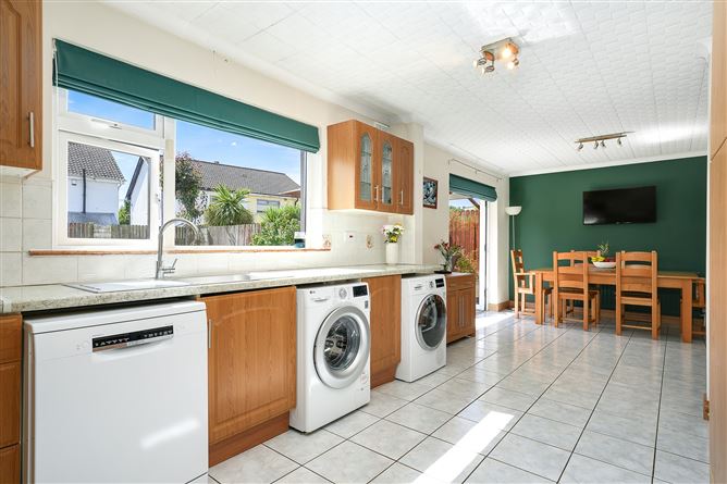 Photo 12 of 47 — 5 Woodvale Grove, Clonsilla, Dublin 15