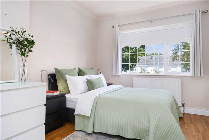 Photo 25 of 47 — 5 Woodvale Grove, Clonsilla, Dublin 15