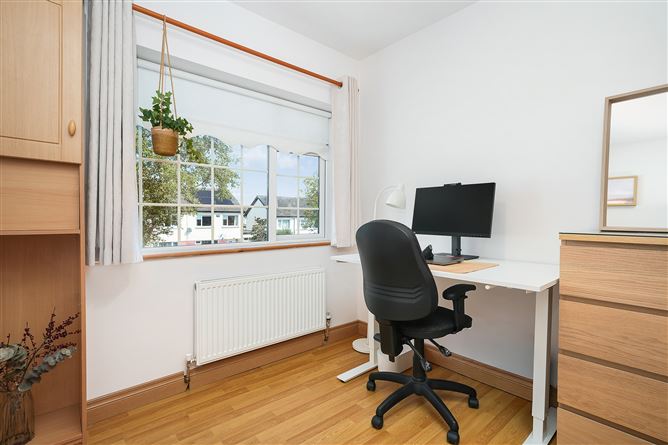Photo 20 of 47 — 5 Woodvale Grove, Clonsilla, Dublin 15
