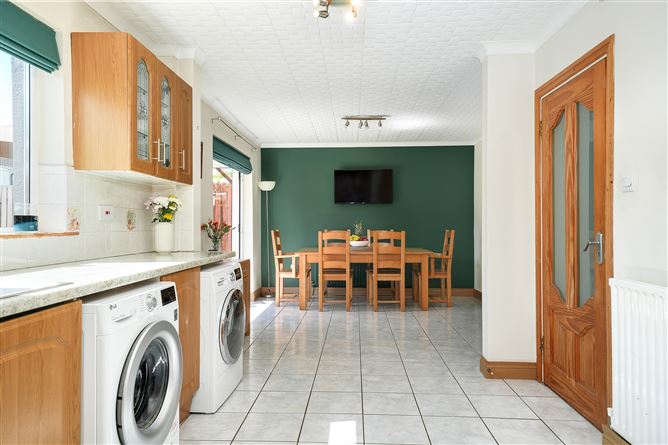 Photo 14 of 47 — 5 Woodvale Grove, Clonsilla, Dublin 15