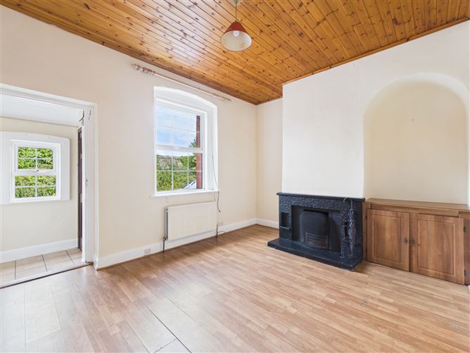 14 Glenview Square, Tipperary Town, Co. Tipperary