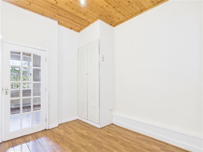 14 Glenview Square, Tipperary Town, Co. Tipperary
