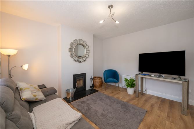 8 The Willows, Classes Lake, Ballincollig, Cork