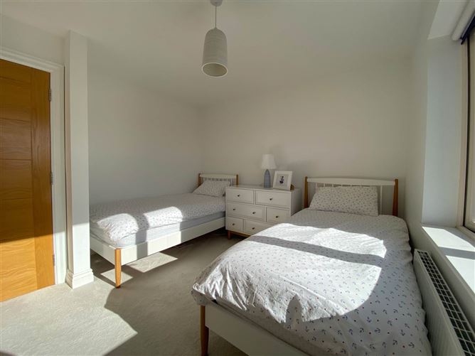 13 Seaview Drive, Cnoc Na Mara, Blackrock, County Louth