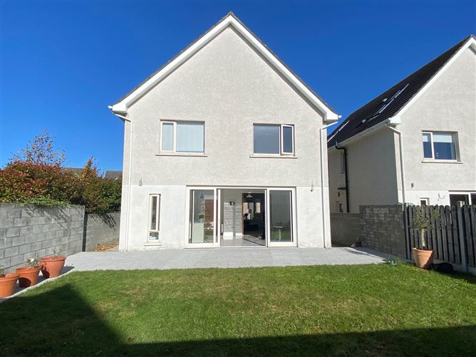 13 Seaview Drive, Cnoc Na Mara, Blackrock, County Louth
