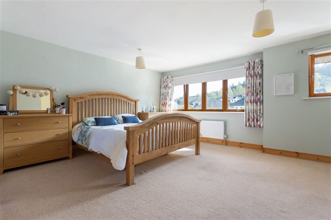 3 Belarmine Grange, Stepaside, Dublin 18