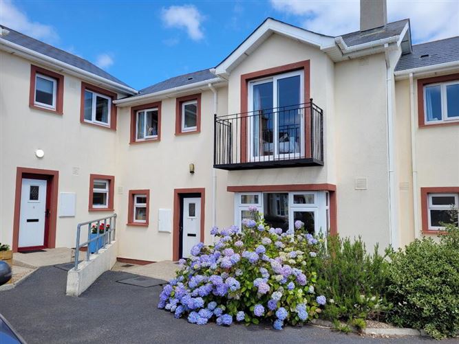 3 Seacliff, Dunmore East, Waterford