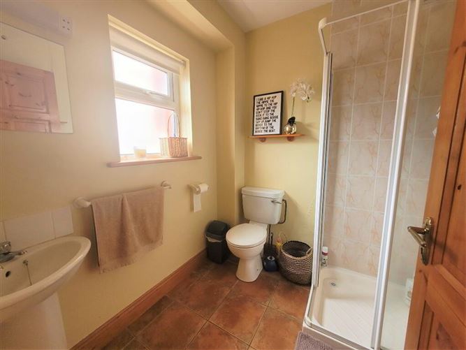 3 Seacliff, Dunmore East, Waterford