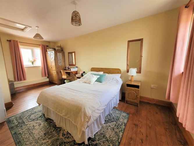 3 Seacliff, Dunmore East, Waterford