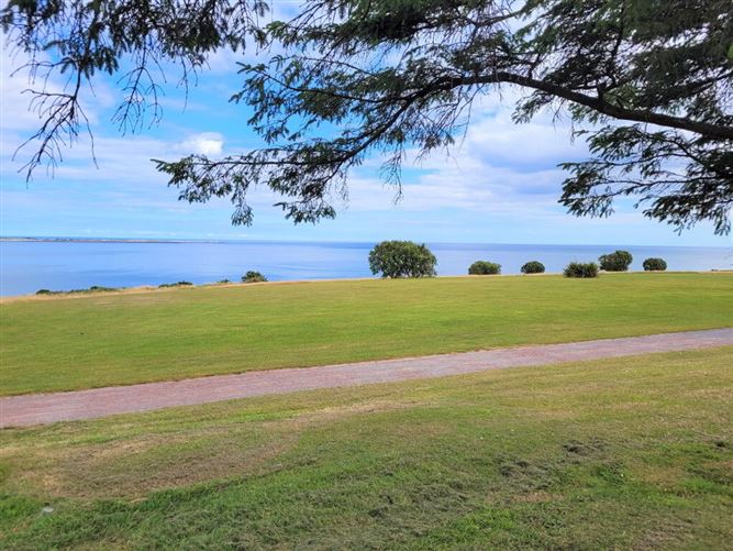 3 Seacliff, Dunmore East, Waterford