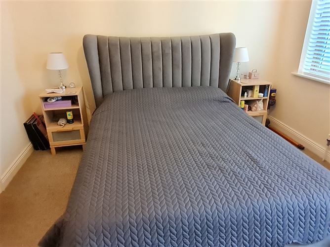 3 Shannon Quays, Rooskey, Leitrim