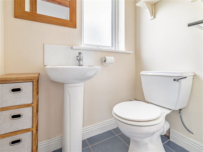 7 The Way, College Farm, Newbridge, Kildare