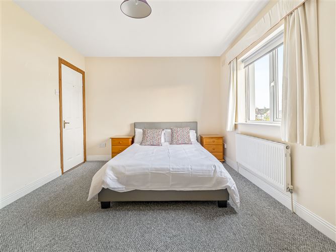 7 The Way, College Farm, Newbridge, Kildare