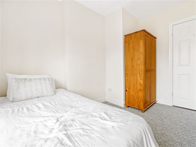 7 The Way, College Farm, Newbridge, Kildare