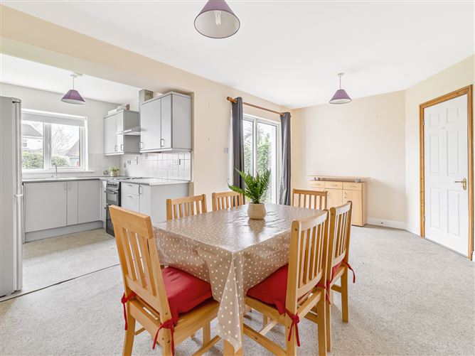 7 The Way, College Farm, Newbridge, Kildare