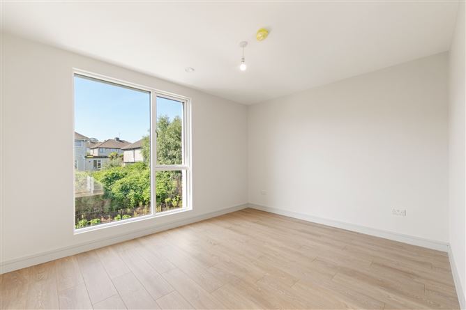 Photo 17 of 26 — 18 Barnhill Place, Barnhill Road, Dalkey, Co. Dublin