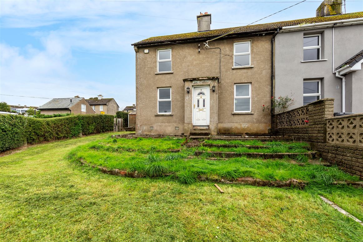 2 Charleton Hill, New Ross, Co. Wexford